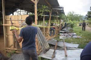Polisi Bekuk 4 Penjaga Lokasi Sabung Ayam di wilayah Petobo