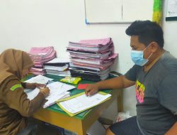 Unit Reskrim Polsek Dolo ,malam tadi menyerahkan barang bukti (BB) kasus pencurian