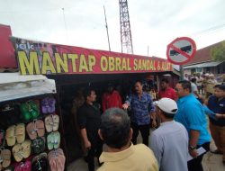 Bupati Tolitoli Meninjau Warga Terdampak Kebakaran Di Sidoarjo