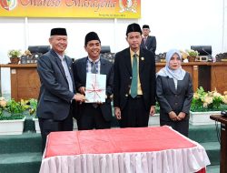 Masa Sidang Ketiga 2022-2023, DPRD dan Pemkab Sigi Tetapkan Tiga Perda